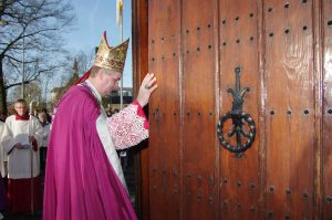 heilige-deur-st-calixtusbasiliek-3-kl