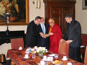 dalai-lama-1-kl