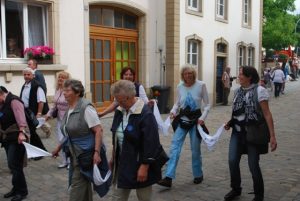 echternach-processie-zussen